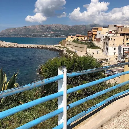 Sicilia Bedda Trappeto (Sicily)